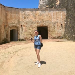 Meet your Posher, Sofia